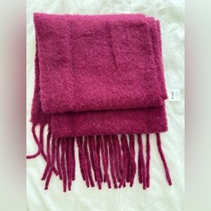 Rouje Fuchsia Fringe Scarf